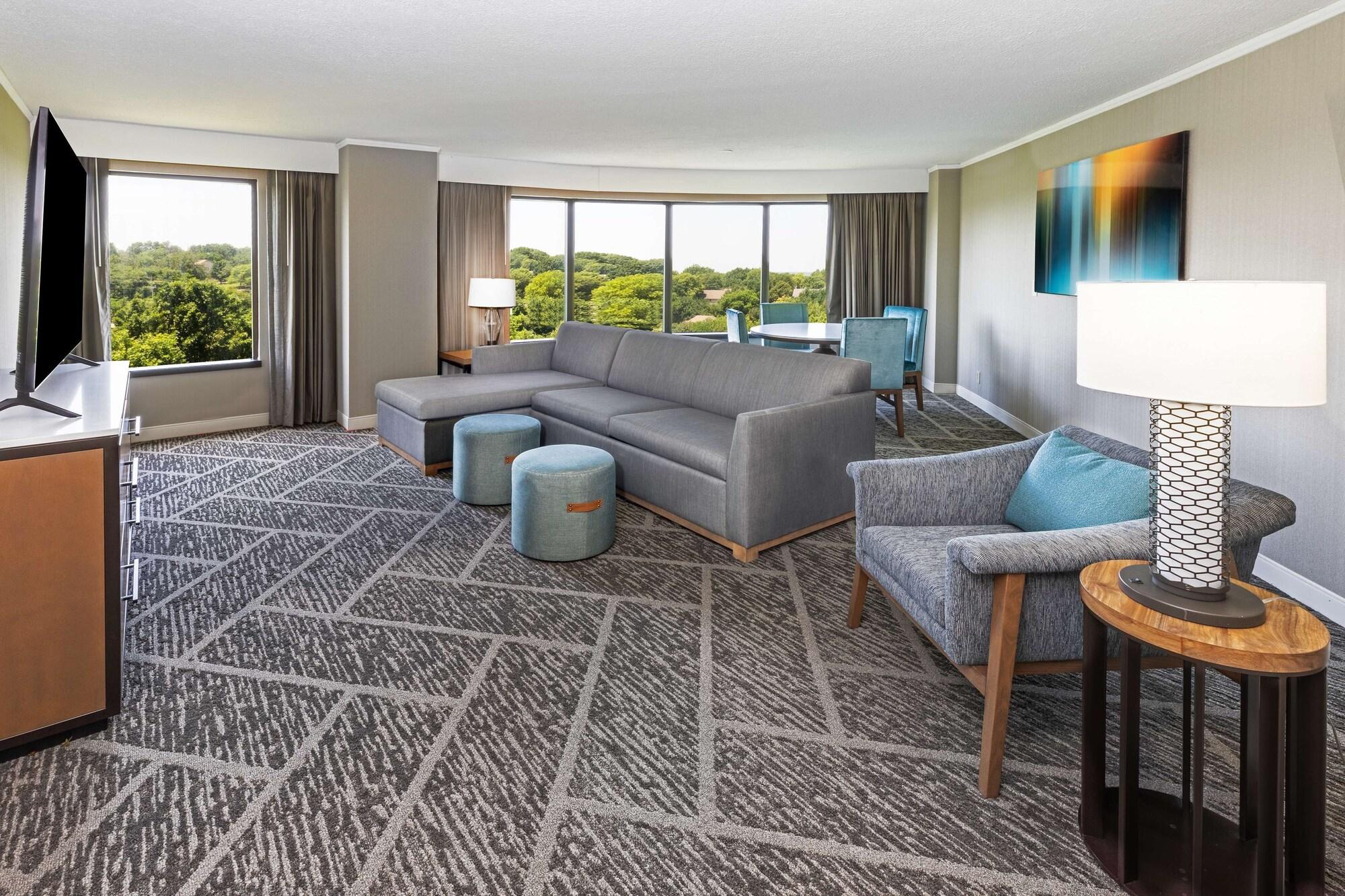 Doubletree By Hilton Tulsa At Warren Place Eksteriør bilde