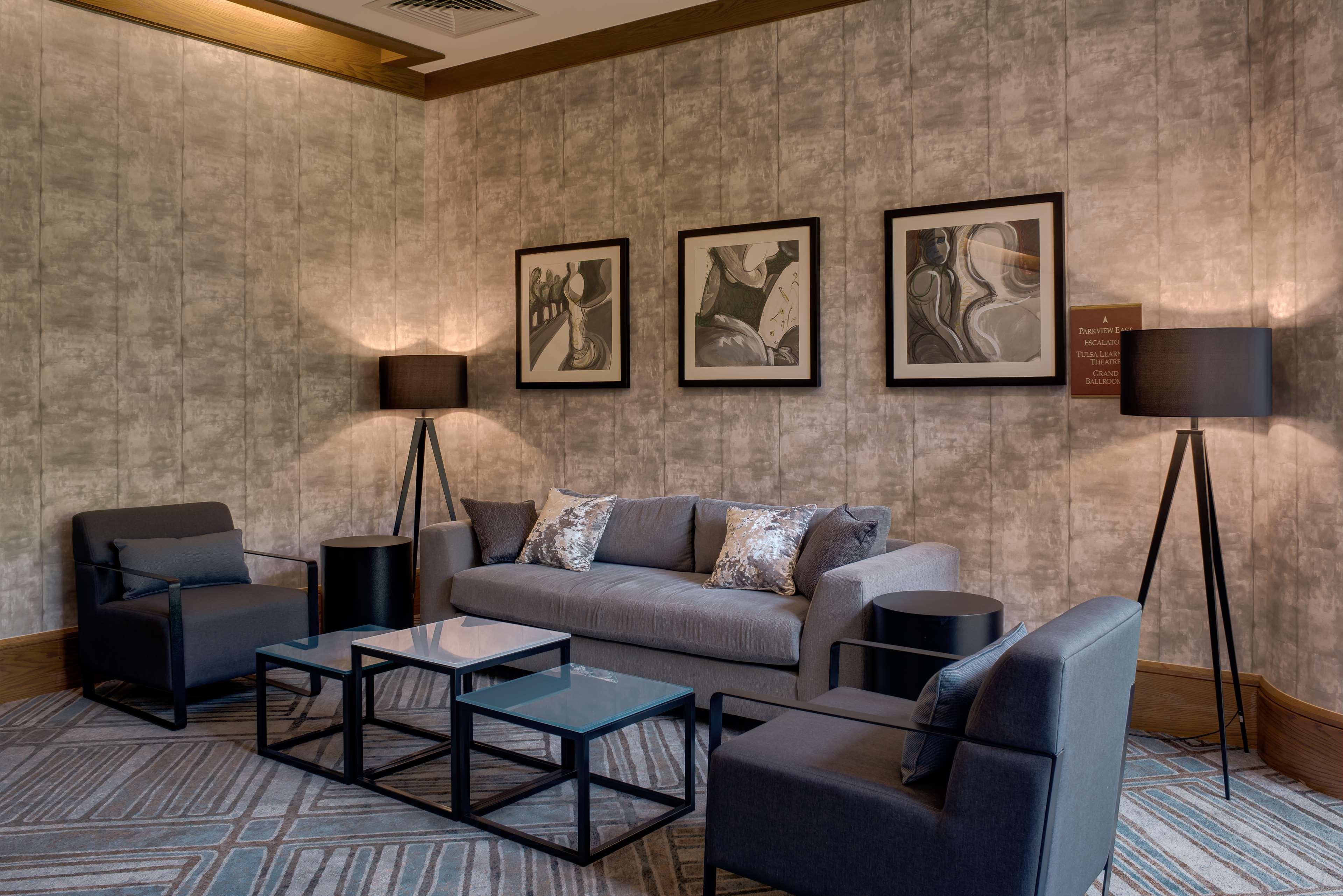 Doubletree By Hilton Tulsa At Warren Place Eksteriør bilde